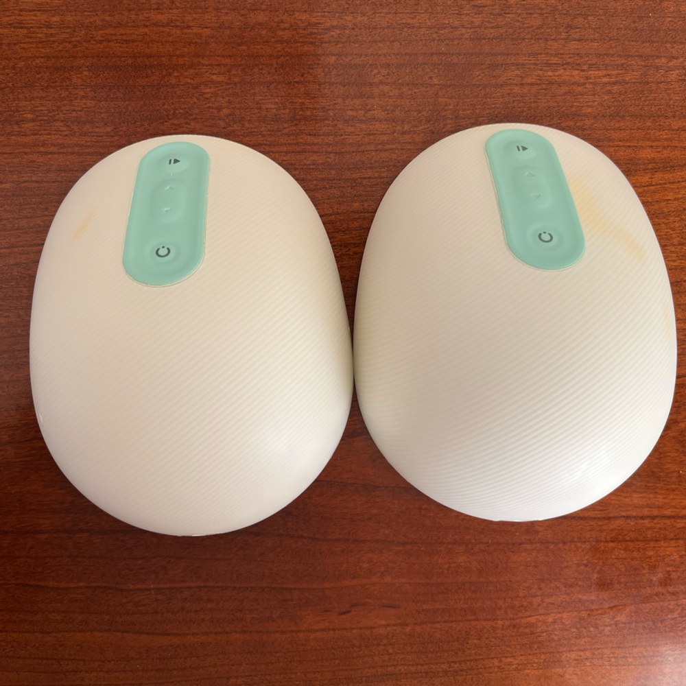 Willow Generation 3 Wireless Breast Pump with Accessories